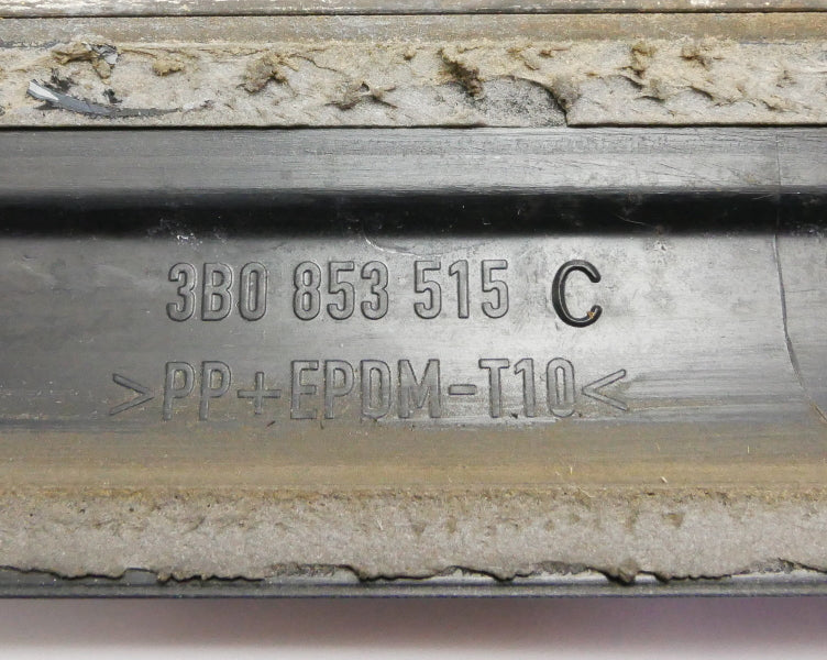 LH Front Door Molding Trim Rub Strip 01-05 VW Passat B5.5 Black - 3B0 853 515 C
