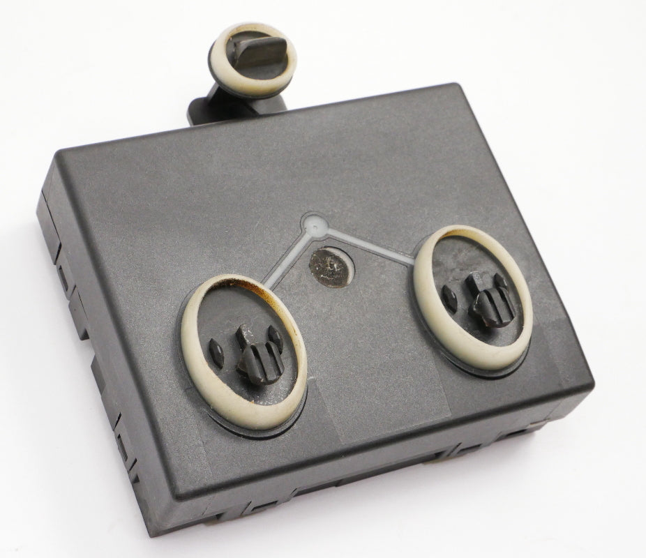 RH Door Control Module 15-16 VW Golf MK7 - Genuine - 5Q0 959 392 B