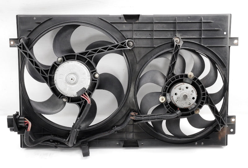 Engine Electric Cooling Fans & Shroud 99-05 VW Jetta Golf GTI MK4 TT - Genuine