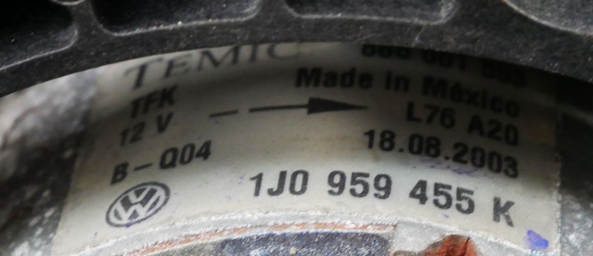 Engine Electric Cooling Fans & Shroud 99-05 VW Jetta Golf GTI MK4 TT - Genuine