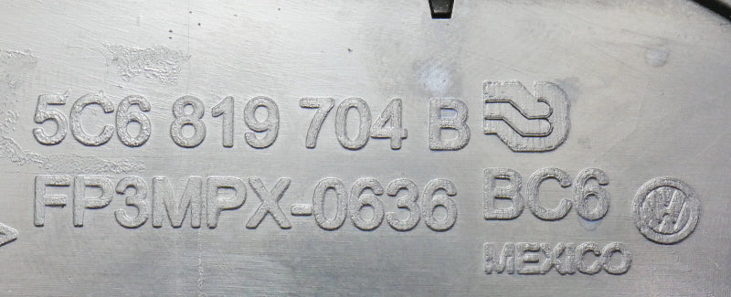 RH Dash Air Vent W/ Gloss Black & Chrome Trim 11-18 VW Jetta MK6 - 5C6 819 704 B