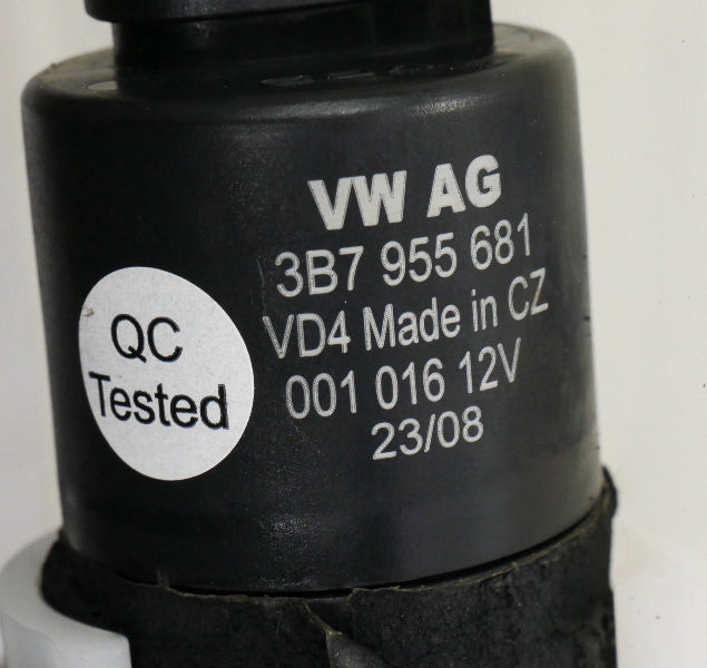 Washer Tank Reservoir Pumps 05-11 Audi A6 S6 C6 - Genuine - 4F0 955 453