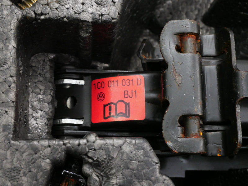 Trunk Tool Kit 98-10 VW Beetle Jack Lug Wrench Tow Hook - Genuine 1C0 011 031 D