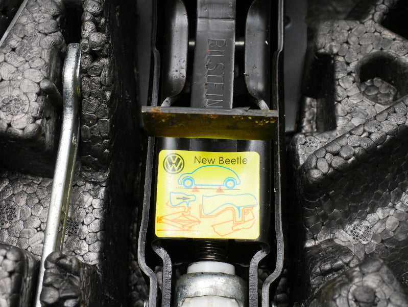 Trunk Tool Kit 98-10 VW Beetle Jack Lug Wrench Tow Hook - Genuine 1C0 011 031 D