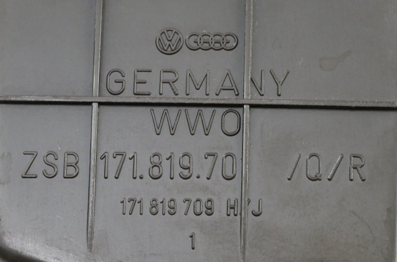 Brown Dash Air Vent 80-93 VW Rabbit Convertible Cabriolet MK1 . 171 819 709 H/J