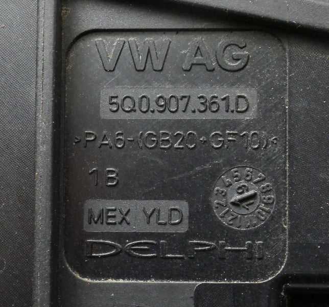 Under Hood Relay Fuse Box 2019 VW Golf Sportwagen MK7 - Genuine - 5Q0 907 361 D