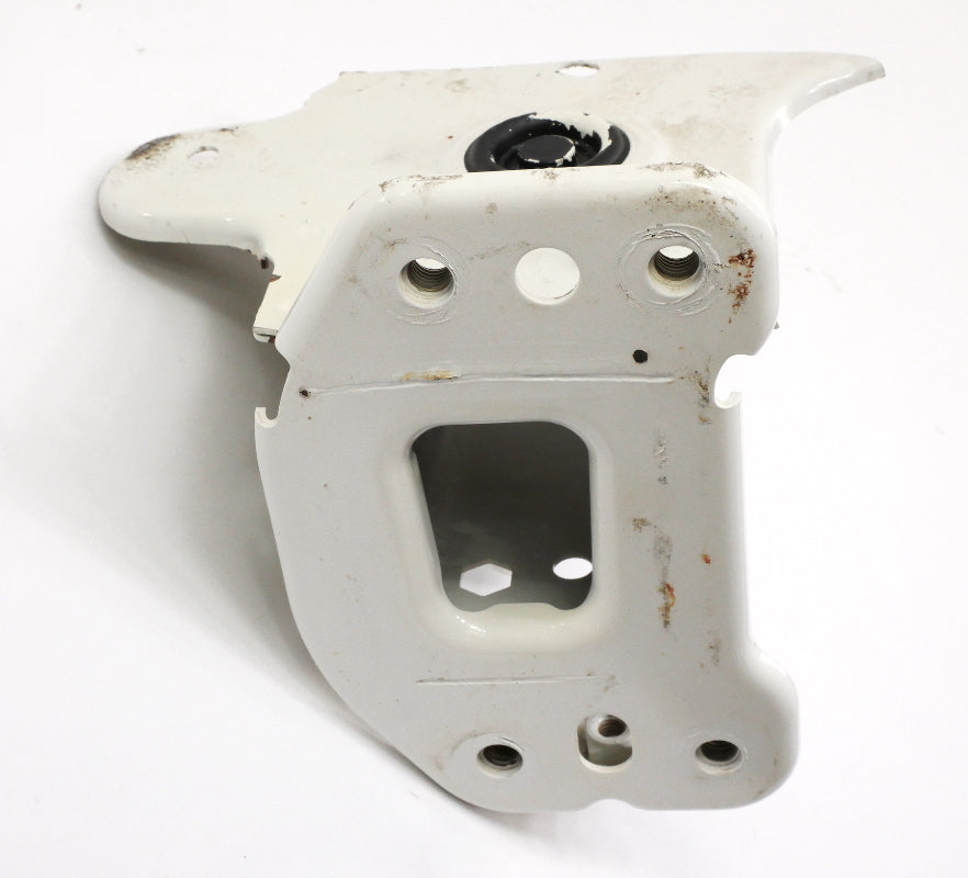 LH Frame Rail End Mount Bracket 05-14 VW Jetta Sportwagen Rabbit GTI MK5 White