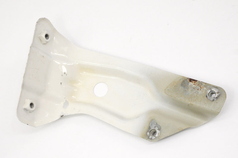 RH Fender Mount Metal Bracket 06-09 VW Rabbit GTI MK5 - Genuine - 1K6 821 136