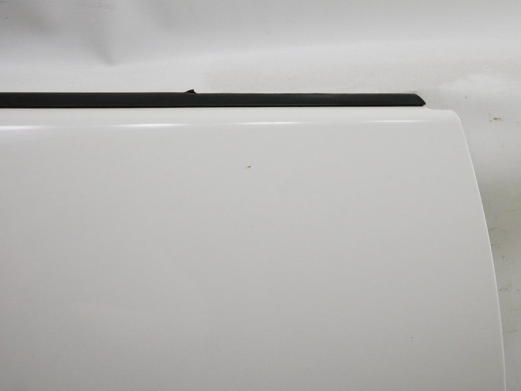RH Front Door Skin Shell 06-09 VW Rabbit GTI MK5 4DR LB9A Candy White - Genuine