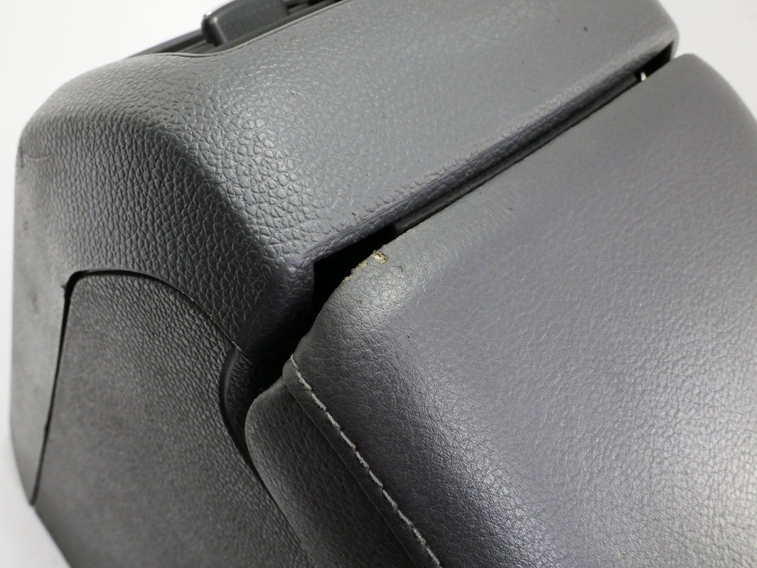 Armrest Arm Rest Center Console 05-10 VW Jetta Rabbit GTI Golf MK5 1K5 864 251 B