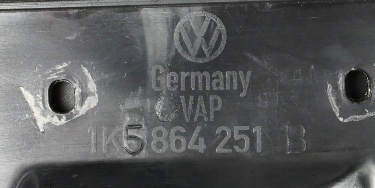 Armrest Arm Rest Center Console 05-10 VW Jetta Rabbit GTI Golf MK5 1K5 864 251 B