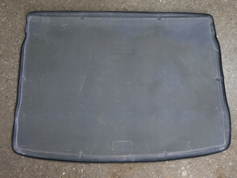 Gorilla Gear Cargo Trunk Hatch Carpet Mat 06-09 VW Rabbit GTI MK5 1K0 061 166 H