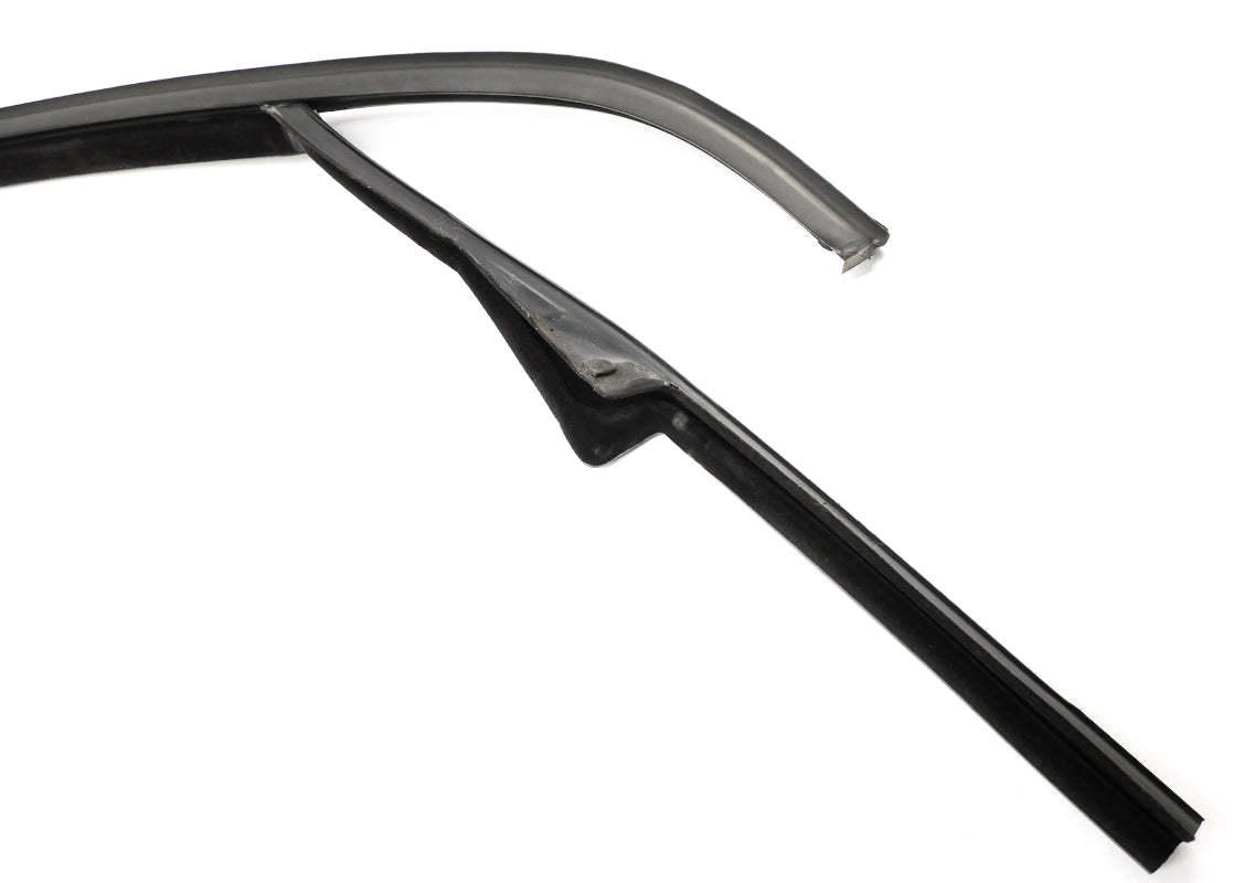 RH Front Window Door Seal Molding Trim 06-09 VW Rabbit GTI MK5 4 Door - Genuine