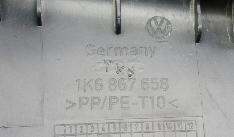 RH Hatch Panel Trim Access Cap Cover 05-09 VW GTI Rabbit MK5 - 1K6 867 658