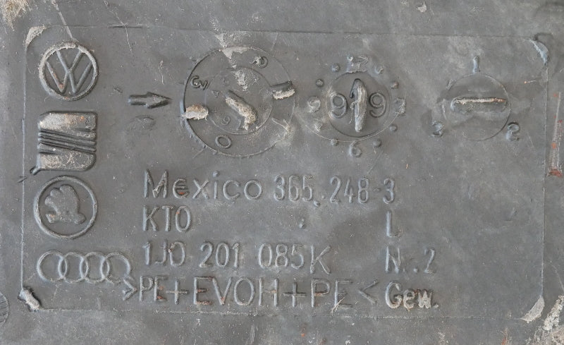 Fuel Tank & Filler Neck TDI Diesel  99-04 VW Jetta Golf MK4 - 1J0 201 085 K