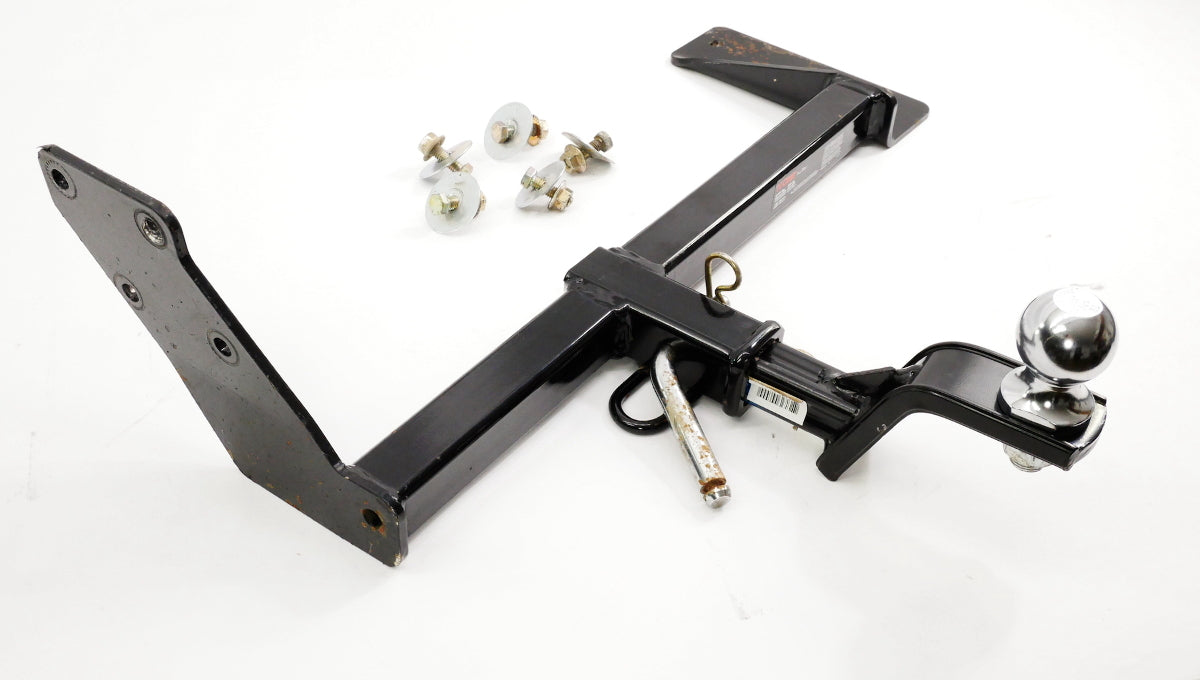 Curt Class 1 Towing Trailer Hitch 99-05 Jetta MK4 Sedan 11070 - S0104U-RA