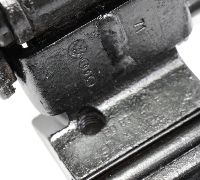 LH Front Door Hinges VW Jetta Golf MK4 Passat B5 A6 Black - 4B0 831 411 B