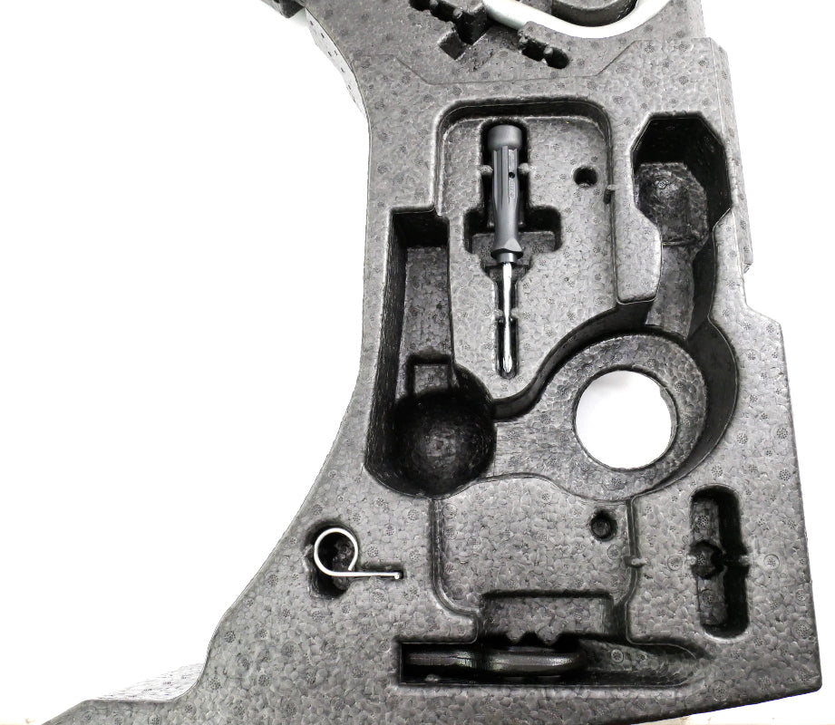 Spare Tire Trunk Tool Kit Jack Tools Lug Wrench Foam 2008 VW Golf R32 MK5