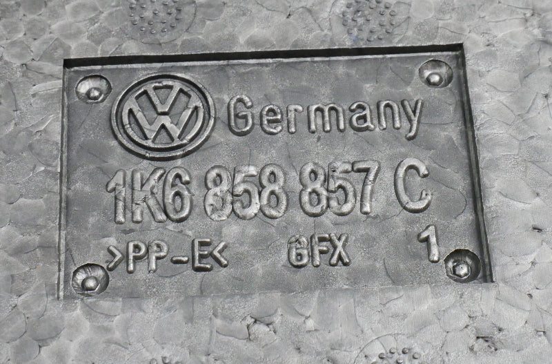 Spare Tire Trunk Tool Kit Jack Tools Lug Wrench Foam 2008 VW Golf R32 MK5