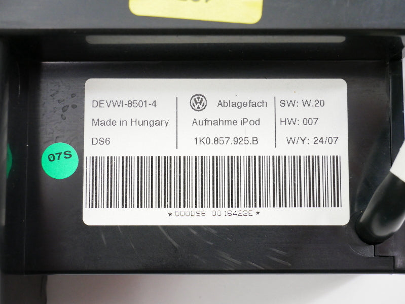 Armrest Ipod Dock 05-10 VW Jetta GTI R32 MK5 - Genuine - 1K0 857 925 B