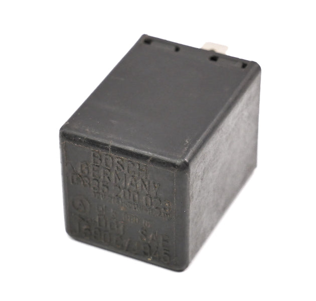 Turn Signal Flasher Relay Audi VW Jetta GTI Beetle Passat Vanagon - 111 953 227 D