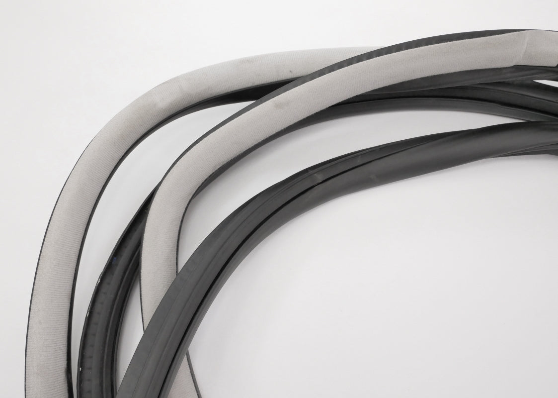 Door Seal Seal Weather Stripping Set of 4 - 98-01 VW Passat Grey - Genuine