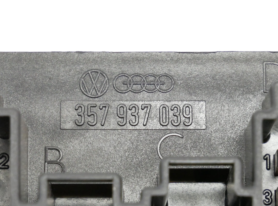 CE2 Relay Fuse Box Panel Block VW Jetta Golf GTI MK2 MK3 B3 Cabrio - 357 937 039