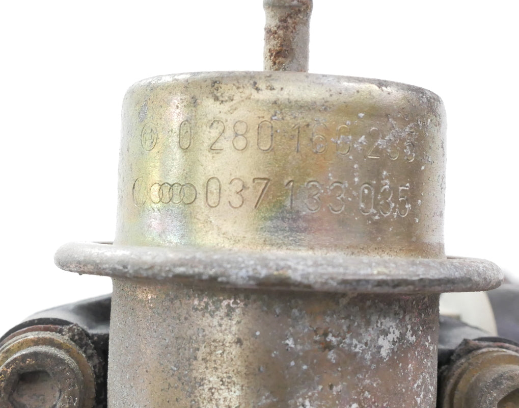 Fuel Rail Injectors 91-92 VW Jetta Golf GTI MK2 Cabriolet - Cali - 037 133 317 C