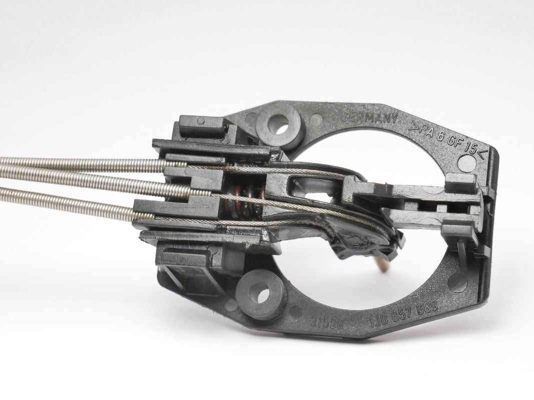 RH Manual Side View Exterior Door Mirror VW Jetta Golf MK4 L041 Black ~ Genuine