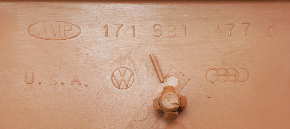 LH Outer Seat Hinge Side Trim 75-84 VW Rabbit MK1 Peanut Butter - 171 881 477 C