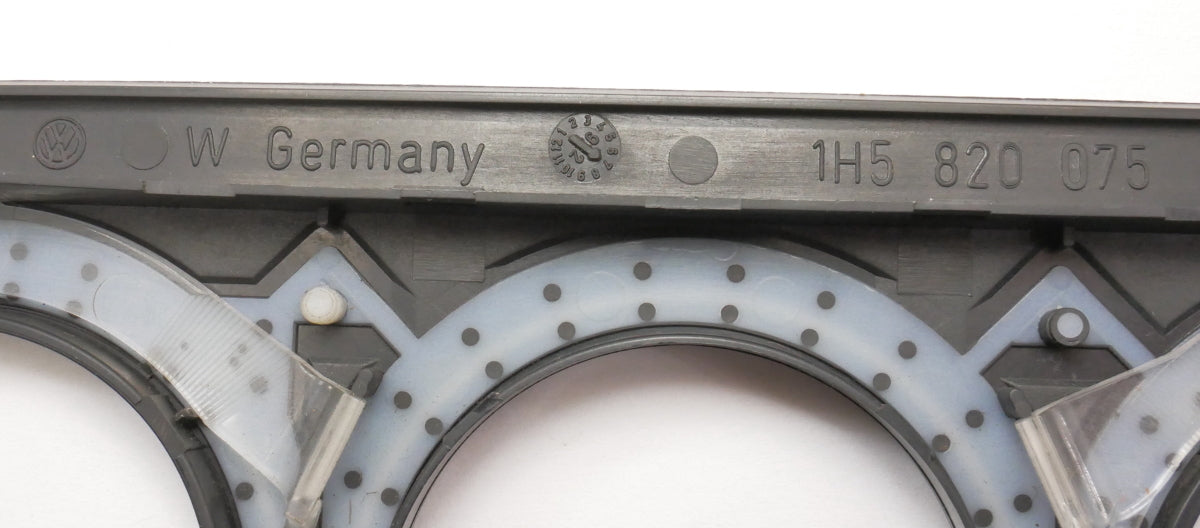 Climate Control HVAC Trim Surround 93-99 VW Jetta Golf Cabrio MK3 - 1H5 820 075