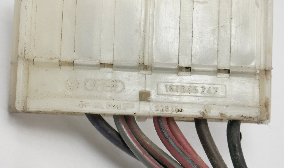 RH Tail Light Lamp Wiring Plug Connector Pigtail 91-93 VW Fox - 161 945 247