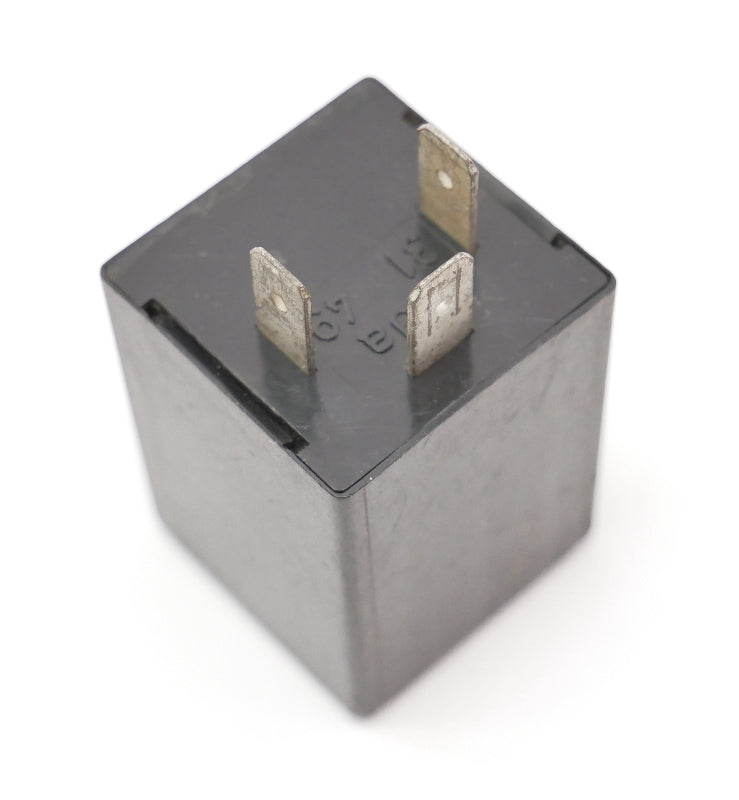 Turn Signal Relay 21 VW Audi Jetta Golf Passat Vanagon Cabriolet ~ 111 953 227 D