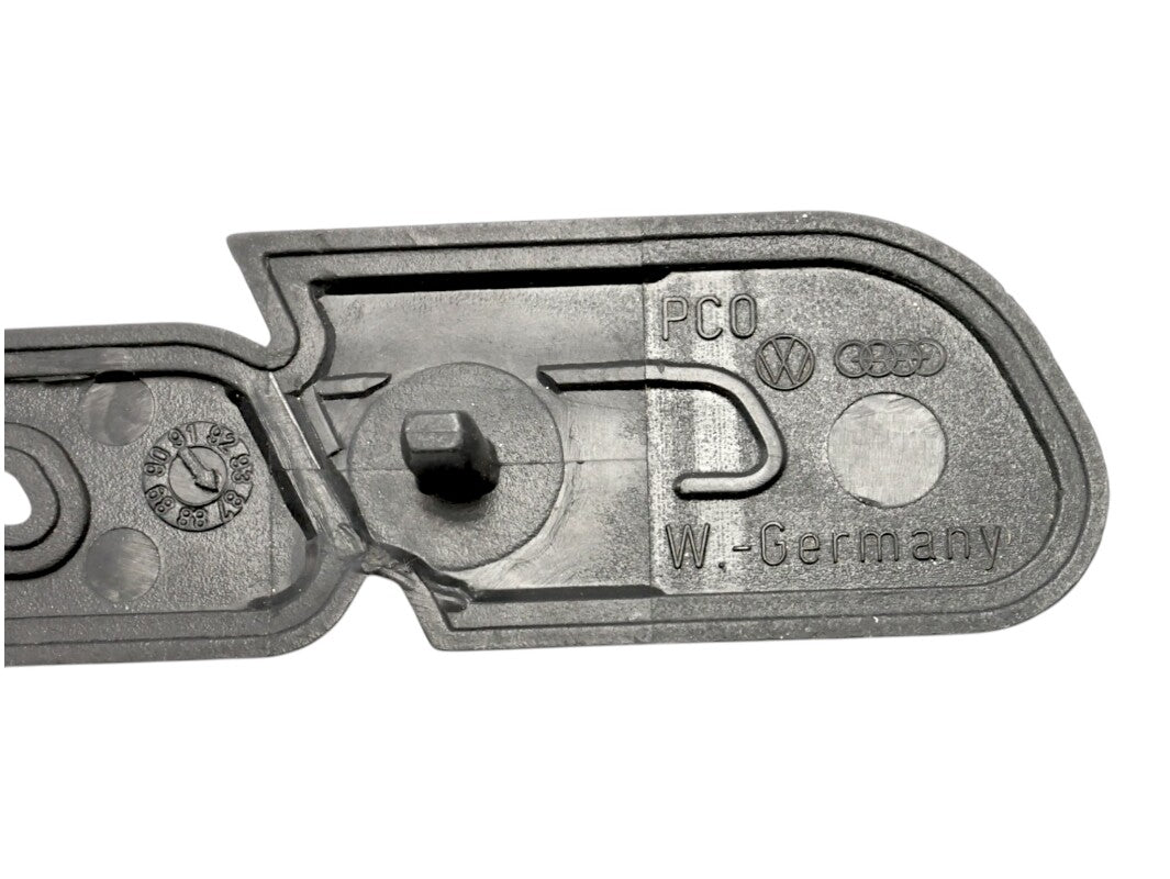 Rear Hatch Emblem Badge Logo 89-92 VW Golf GL MK2 - Genuine - 191 853 687 L