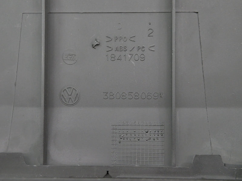 Center Dash Interior Radio Wood Trim Surround 98-99 VW Passat B5 ~ 3B0 858 069 K