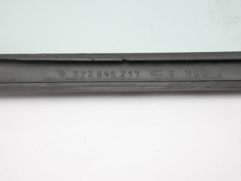 LH Rear Door Corner Window Exterior Glass & Seal 74-81 VW Dasher & Audi Fox