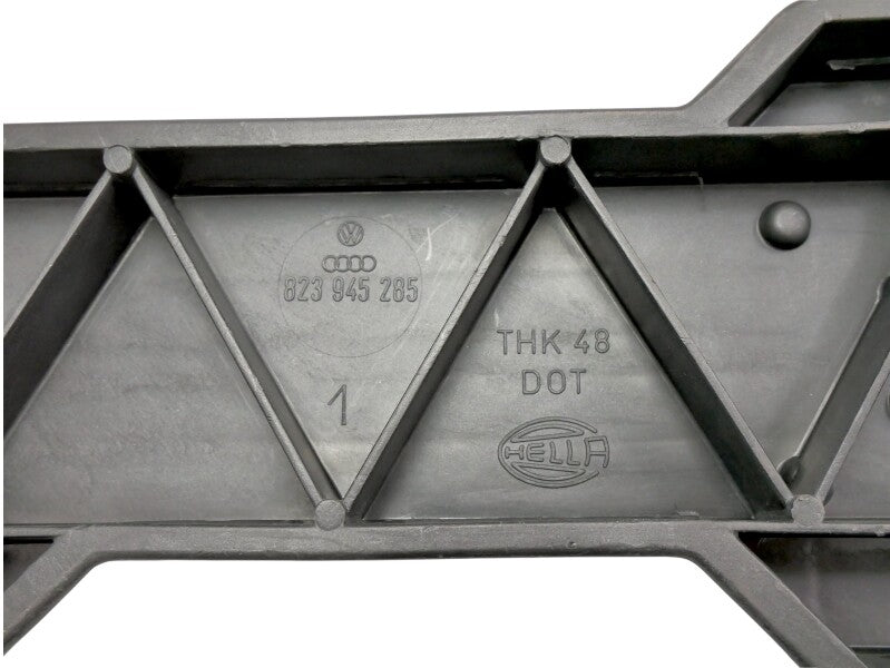 RH Taillight Tail Light Bulb Tray Holder Board 77-79 VW Audi Fox - 823 945 285