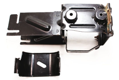ABS Anti Lock Brake Pump Mount Bracket 97-03 VW EuroVan - 7D0 614 711 F & 792 C