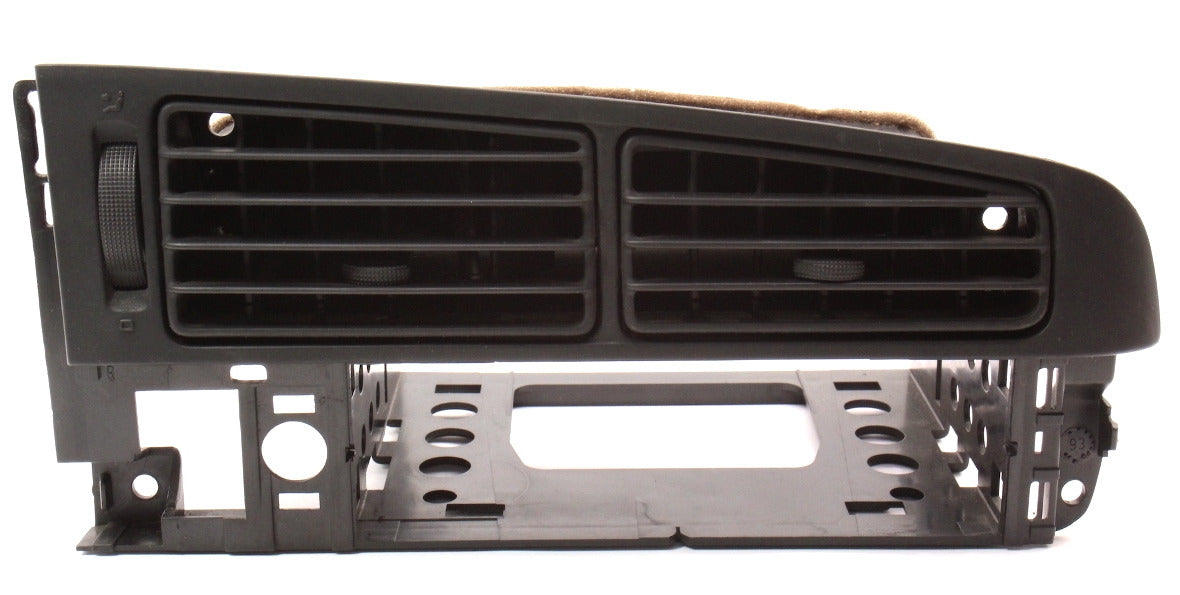 Center Dash Air Vents Radio Trim 93-99 VW Jetta Golf GTI Cabrio MK3 1H6 819 736