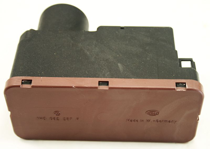 Central Locking Vacuum Pump VW Jetta Golf GTI Cabrio MK3 Genuine ~ 1H0 962 257 F