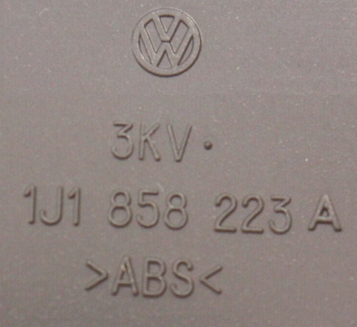 Dash Fuse Panel Door Diagram Trim VW Jetta Golf GTI 99-05 MK4 - 1J1 858 223 A
