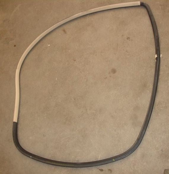 RH Front Door Seal Weather Stripping Molding  99-05 VW Jetta Golf Mk4 Beige Trim