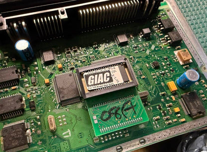 GIAC Immo Off ECU Engine Computer 2001 VW Passat B5.5 1.8T AWM - 4B0 906 018 CL