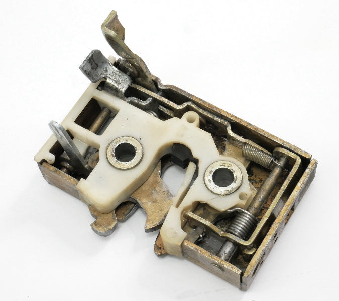 LH Front Door Latch Lock 75-84 VW Rabbit GTI Cabriolet Jetta MK1 - 171 837 015 E