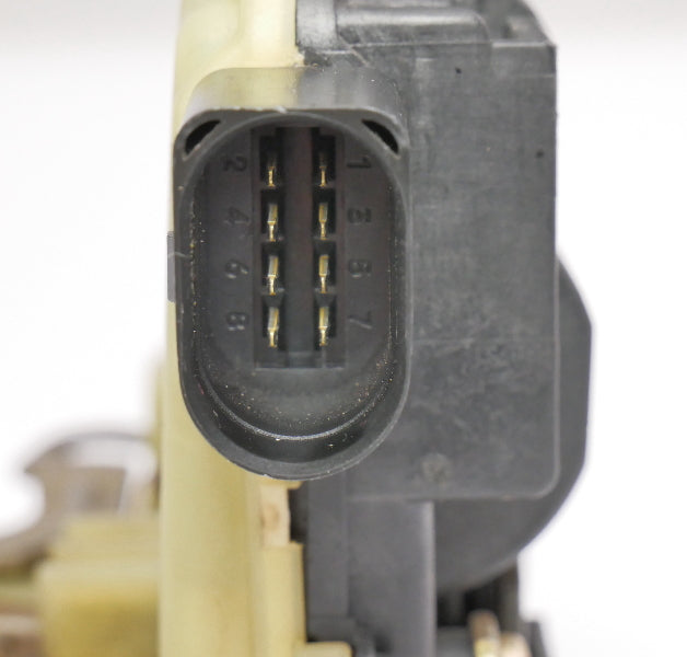 RH Front Door Latch Lock VW Jetta Golf GTI MK4 Beetle Passat B5 - 3B1 837 016 D