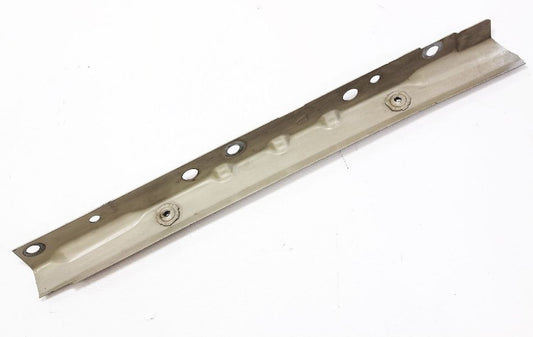 LH Front Fender Mount Bracket 97-03 VW EuroVan - LA7W Reflex Silver - Genuine