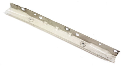 RH Front Fender Mount Bracket 97-03 VW EuroVan - LA7W Reflex Silver - Genuine