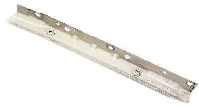 RH Front Fender Mount Bracket 97-03 VW EuroVan - LA7W Reflex Silver - Genuine