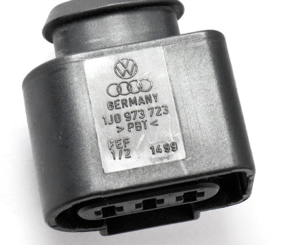 Front Turn Signal Light Plug 98-05 VW Beetle A4 Lamp Wiring Pigtail 1J0 973 723