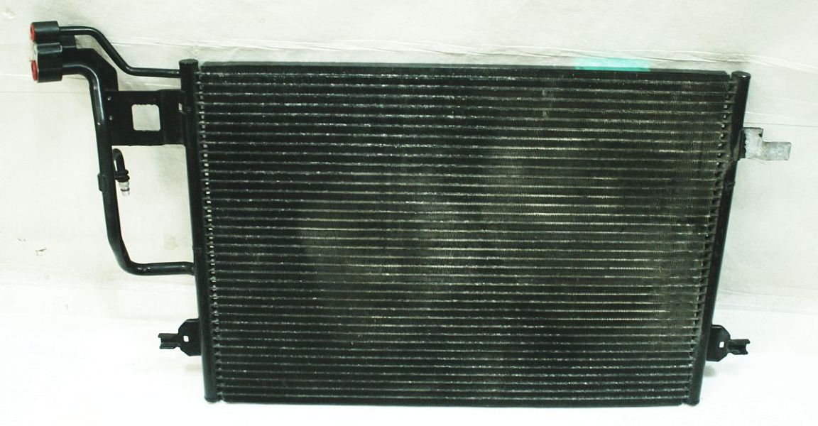 AC A/C Condenser 01.5-05 VW Passat B5.5 - Genuine - 3B0 260 401 G